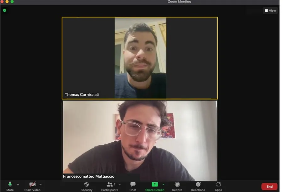 Videochiamata tra Francescomatteo e Thomas Carnesciali